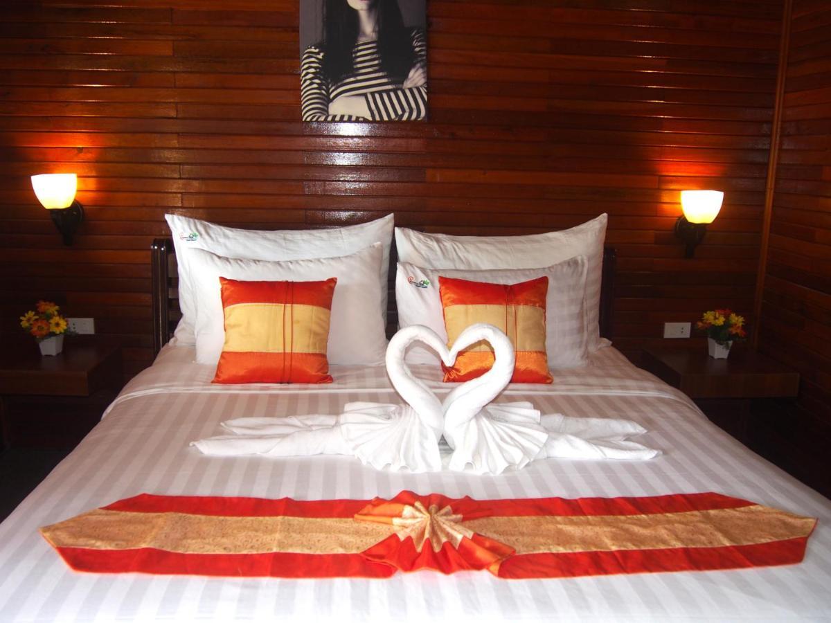 Chareena Beachside Koh Lipe Exterior photo